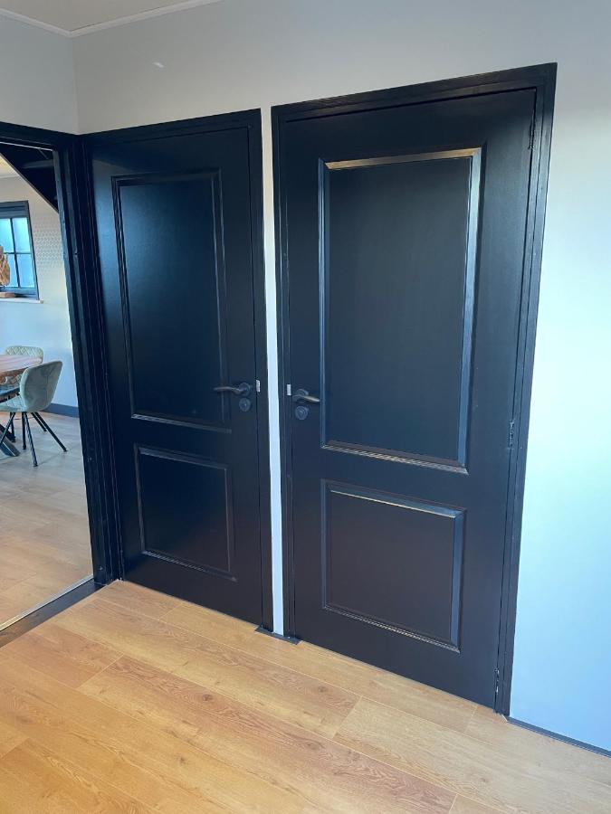 De Heerlykheid Wemeldinge, Vlak Bij Strand En Bos, Ruime Vakantiewoning Met Eigen Patio In De Karakteristieke Dorpsstraat Dış mekan fotoğraf