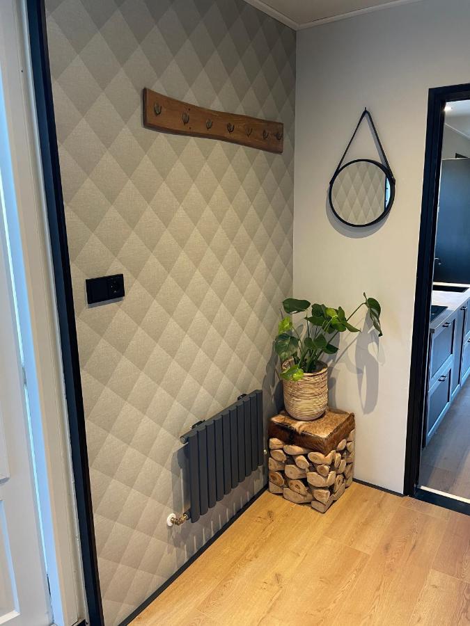 De Heerlykheid Wemeldinge, Vlak Bij Strand En Bos, Ruime Vakantiewoning Met Eigen Patio In De Karakteristieke Dorpsstraat Dış mekan fotoğraf